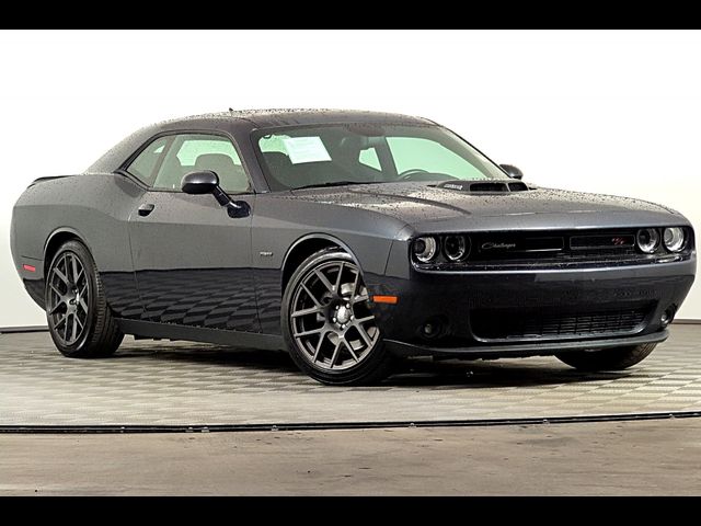 2016 Dodge Challenger R/T Shaker