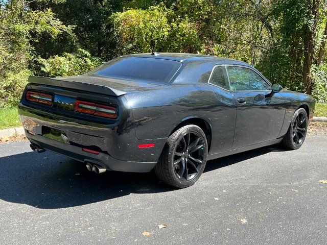 2016 Dodge Challenger R/T Plus