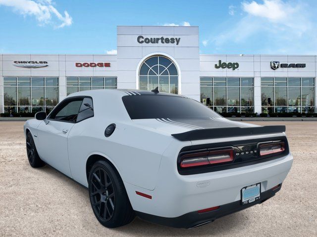 2016 Dodge Challenger R/T Plus Shaker