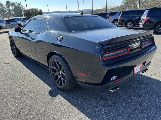 2016 Dodge Challenger 392 Hemi Scat Pack Shaker