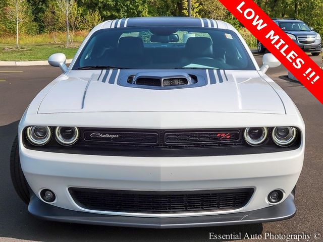 2016 Dodge Challenger 392 Hemi Scat Pack Shaker