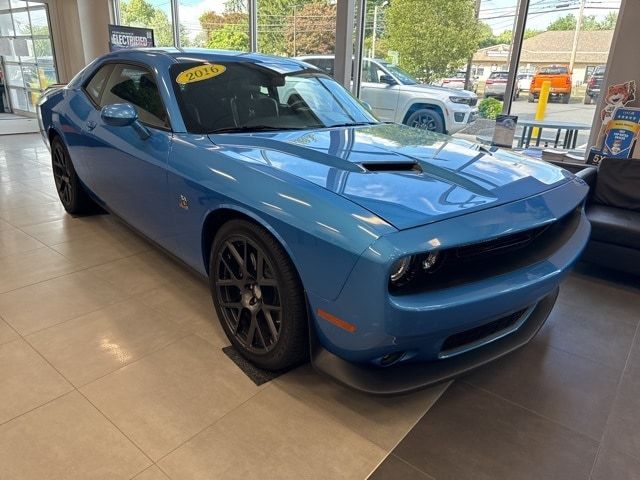 2016 Dodge Challenger R/T Scat Pack