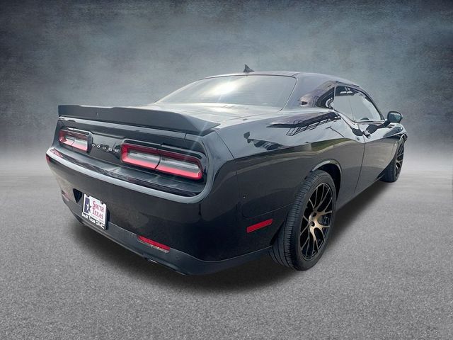 2016 Dodge Challenger 392 Hemi Scat Pack Shaker