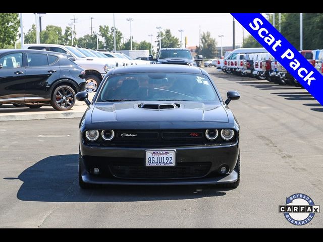 2016 Dodge Challenger 392 Hemi Scat Pack Shaker