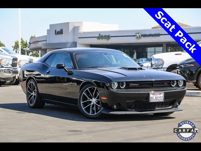 2016 Dodge Challenger 392 Hemi Scat Pack Shaker