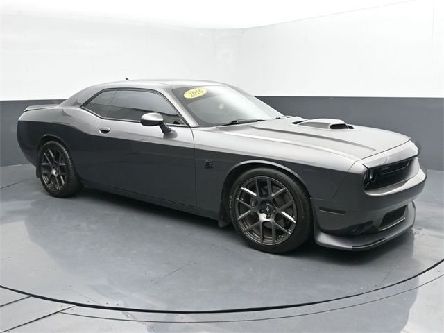 2016 Dodge Challenger 392 Hemi Scat Pack Shaker