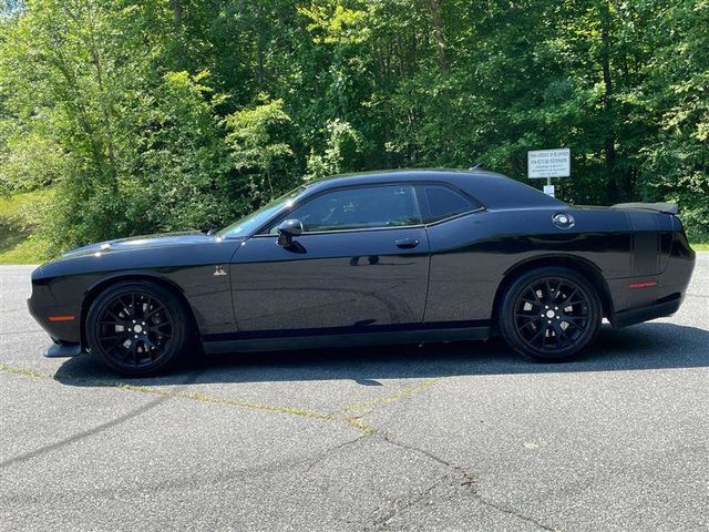 2016 Dodge Challenger R/T Scat Pack