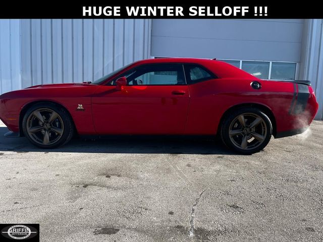 2016 Dodge Challenger R/T Scat Pack