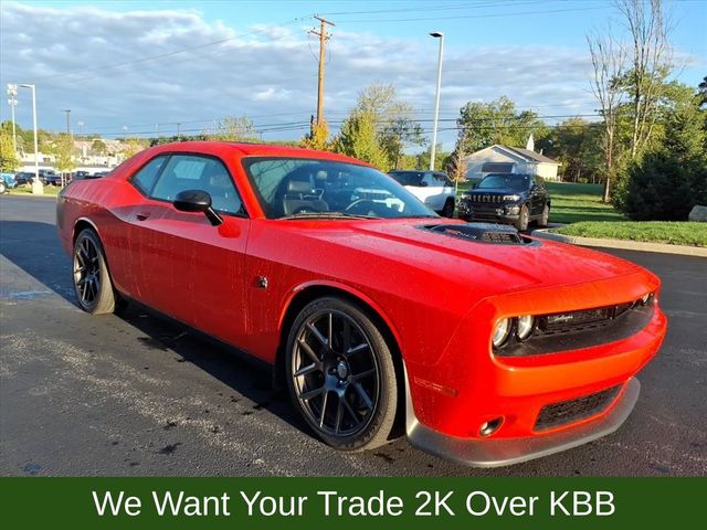2016 Dodge Challenger 392 Hemi Scat Pack Shaker
