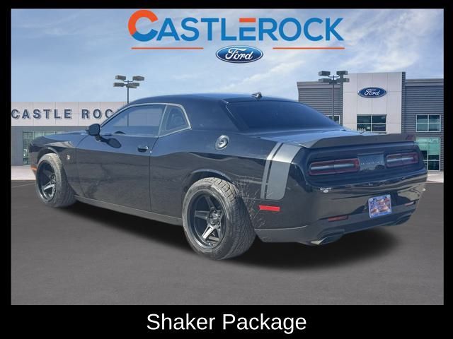 2016 Dodge Challenger 392 Hemi Scat Pack Shaker