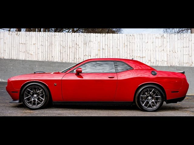 2016 Dodge Challenger 392 Hemi Scat Pack Shaker