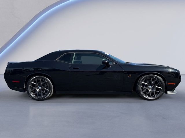 2016 Dodge Challenger 392 Hemi Scat Pack Shaker