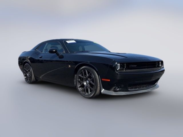 2016 Dodge Challenger 392 Hemi Scat Pack Shaker