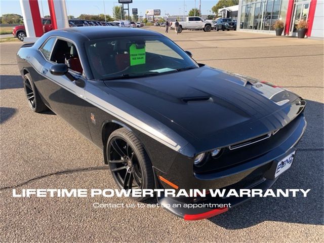 2016 Dodge Challenger R/T Scat Pack