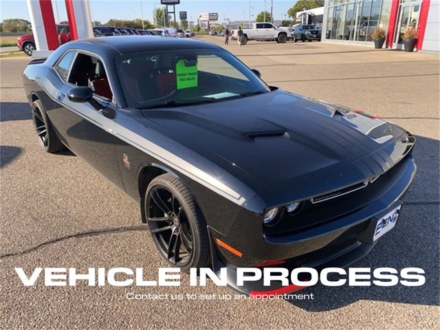 2016 Dodge Challenger R/T Scat Pack