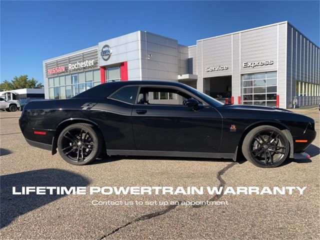 2016 Dodge Challenger R/T Scat Pack