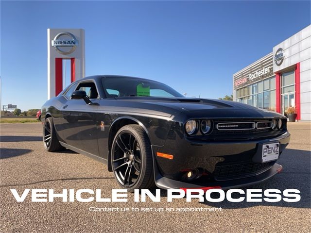 2016 Dodge Challenger R/T Scat Pack