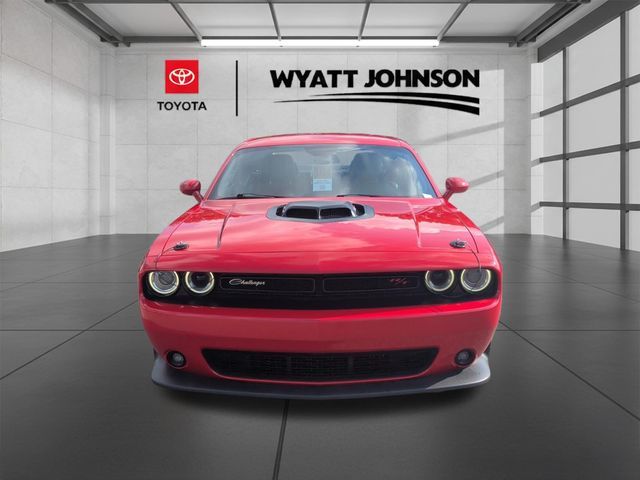2016 Dodge Challenger 392 Hemi Scat Pack Shaker