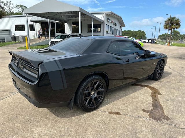 2016 Dodge Challenger 392 Hemi Scat Pack Shaker