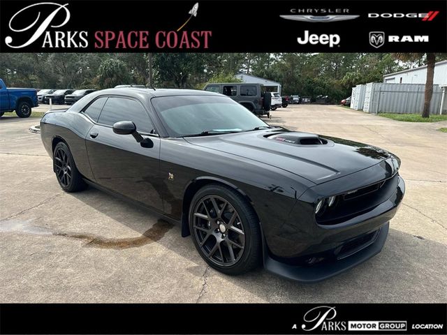 2016 Dodge Challenger 392 Hemi Scat Pack Shaker