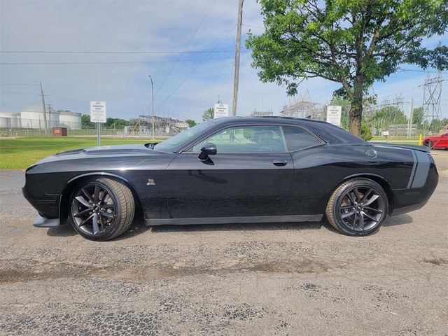 2016 Dodge Challenger R/T Scat Pack