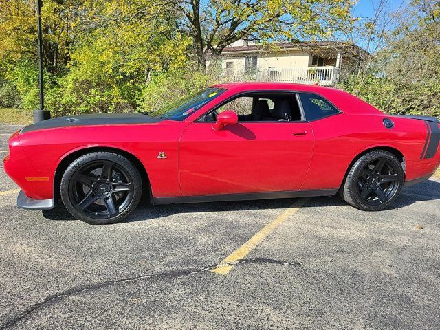 2016 Dodge Challenger R/T Scat Pack