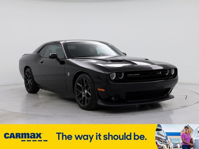 2016 Dodge Challenger R/T Scat Pack