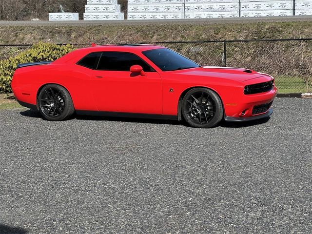 2016 Dodge Challenger R/T Scat Pack