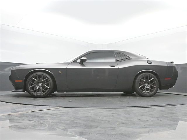 2016 Dodge Challenger 392 Hemi Scat Pack Shaker