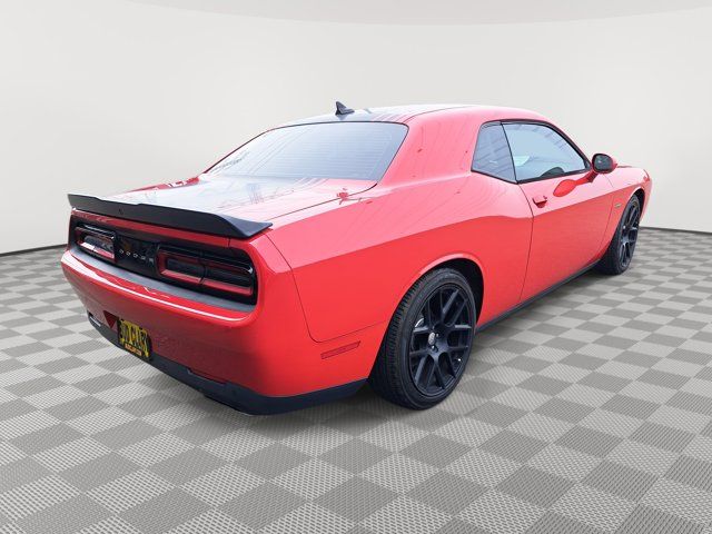 2016 Dodge Challenger R/T Shaker