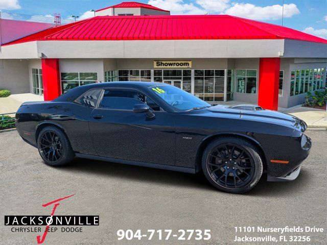 2016 Dodge Challenger R/T Shaker