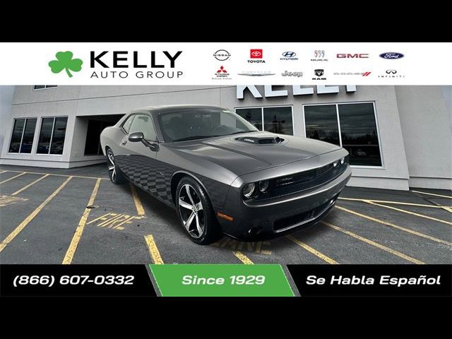 2016 Dodge Challenger R/T Shaker