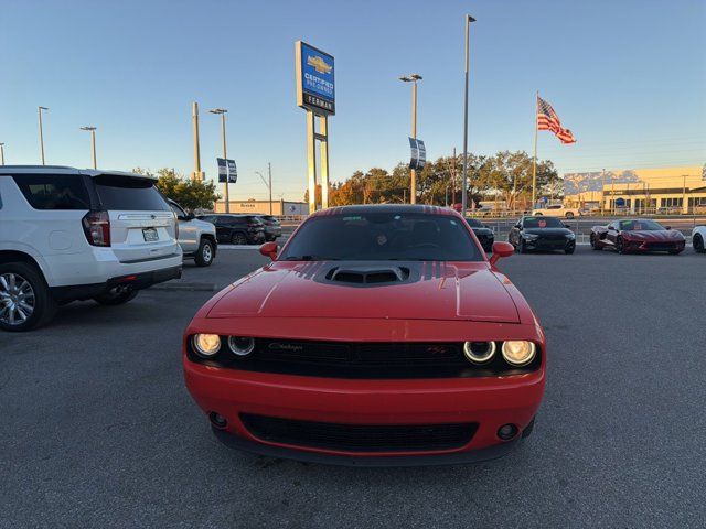 2016 Dodge Challenger R/T Shaker