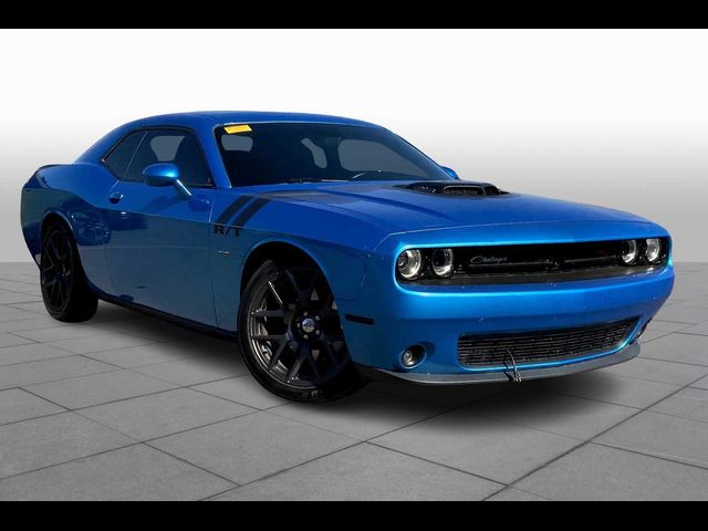 2016 Dodge Challenger R/T Shaker