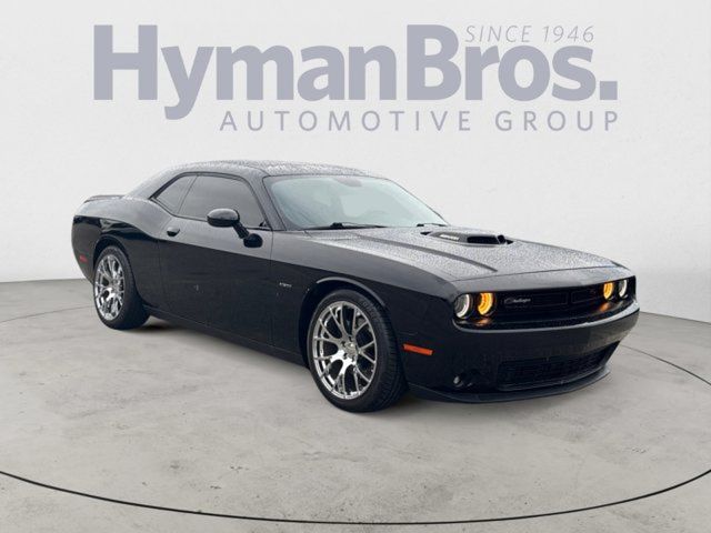 2016 Dodge Challenger R/T Shaker