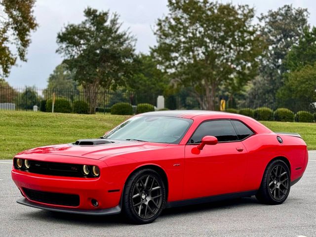 2016 Dodge Challenger R/T Shaker