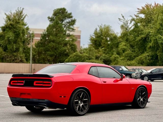 2016 Dodge Challenger R/T Shaker