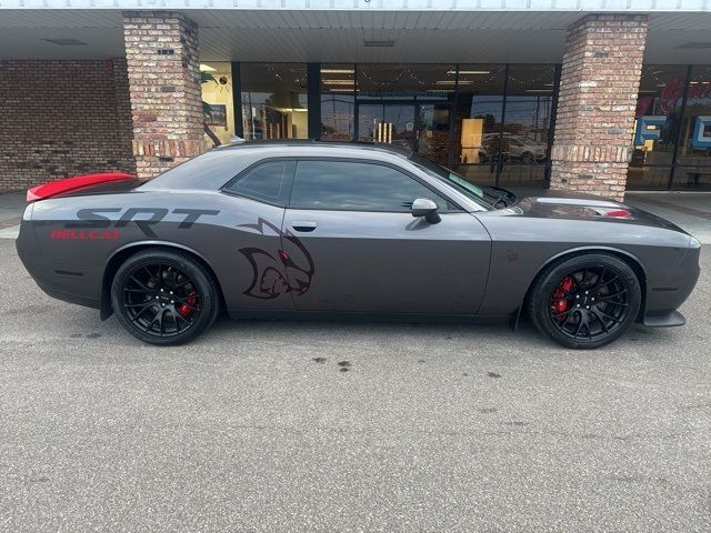 2016 Dodge Challenger SRT Hellcat