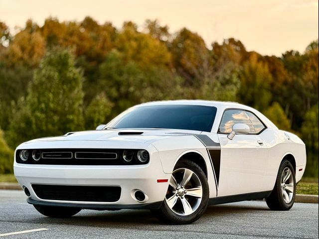 2016 Dodge Challenger SXT