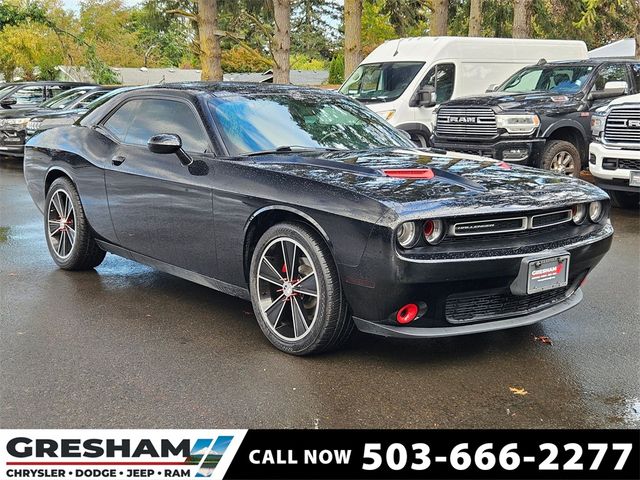 2016 Dodge Challenger SXT