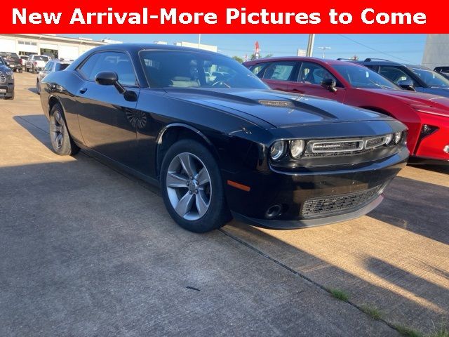 2016 Dodge Challenger SXT