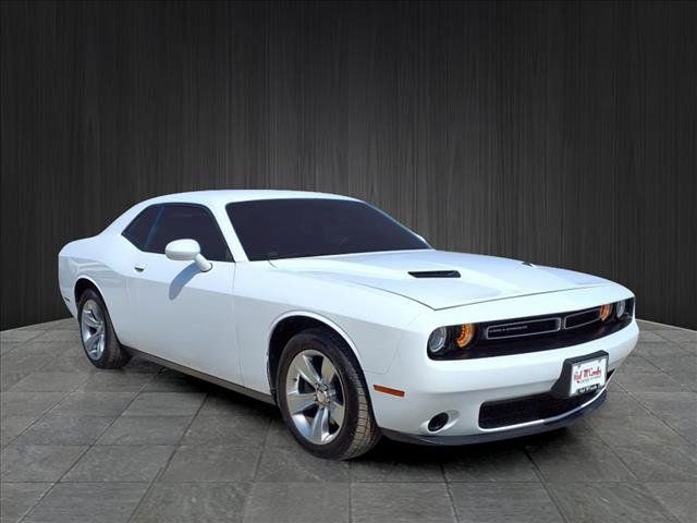 2016 Dodge Challenger SXT