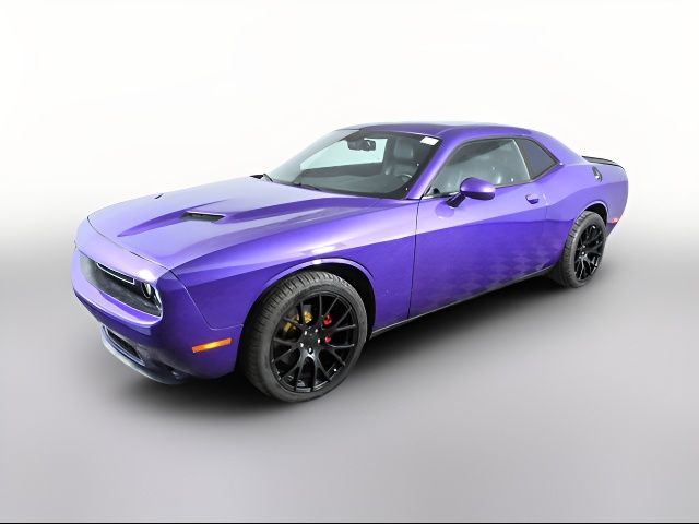 2016 Dodge Challenger SXT Plus