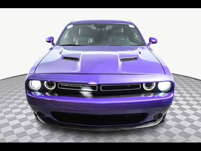 2016 Dodge Challenger SXT Plus