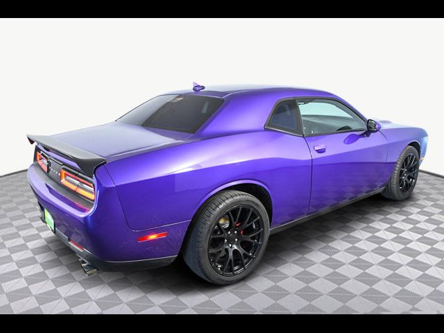 2016 Dodge Challenger SXT Plus