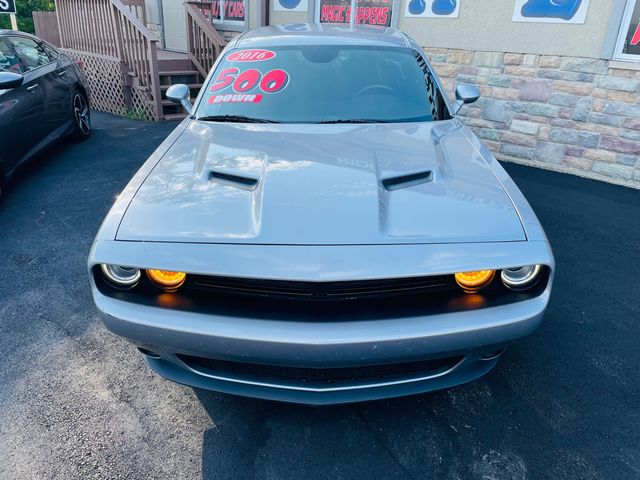 2016 Dodge Challenger SXT