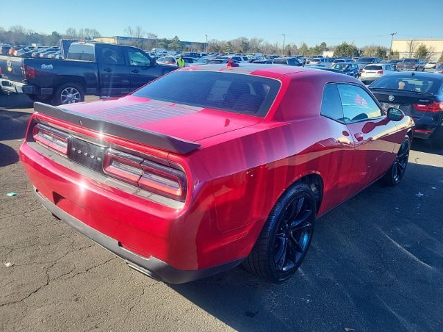 2016 Dodge Challenger SXT