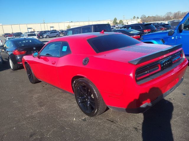 2016 Dodge Challenger SXT