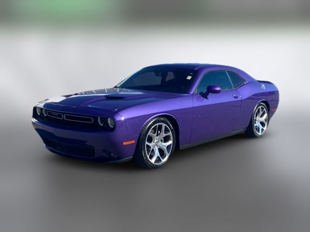 2016 Dodge Challenger SXT Plus