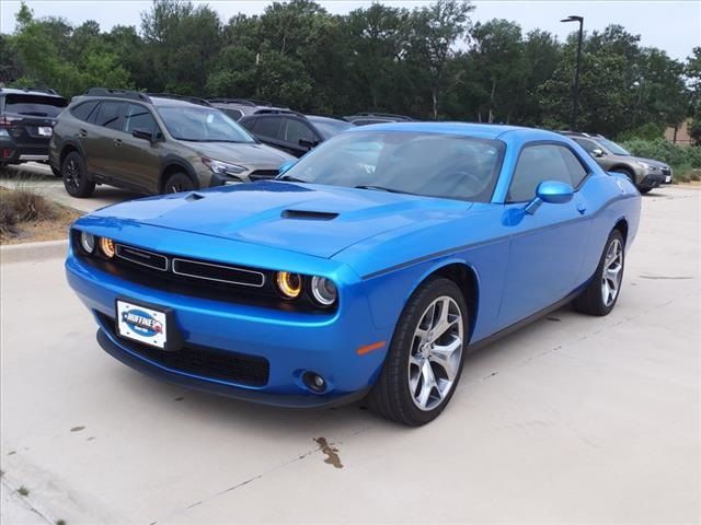 2016 Dodge Challenger SXT Plus